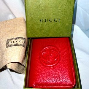 Small Gucci Zip Around Soho Wallet